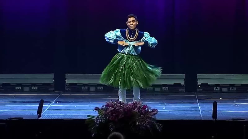 Master Keiki Hula: Kauahi Halaulaninuiakea Dalire / Kumu Hula Keolalaulani Dalire / Halau...