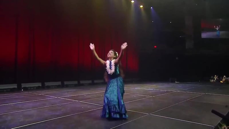 Miss Keiki Hula: Peyton Ann Kealohalani Richardson / Kumu Hula Shelsea Lilia Ai / Halau Lilia...