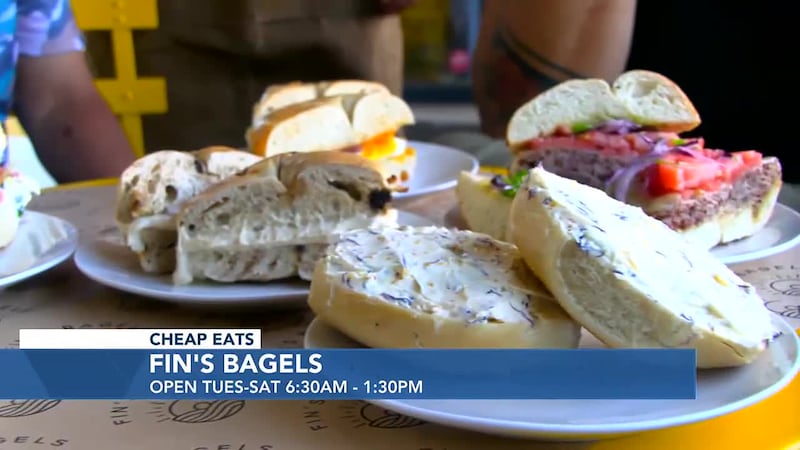 Guy and a guest head to Kapahulu for some authentic New York bagels.