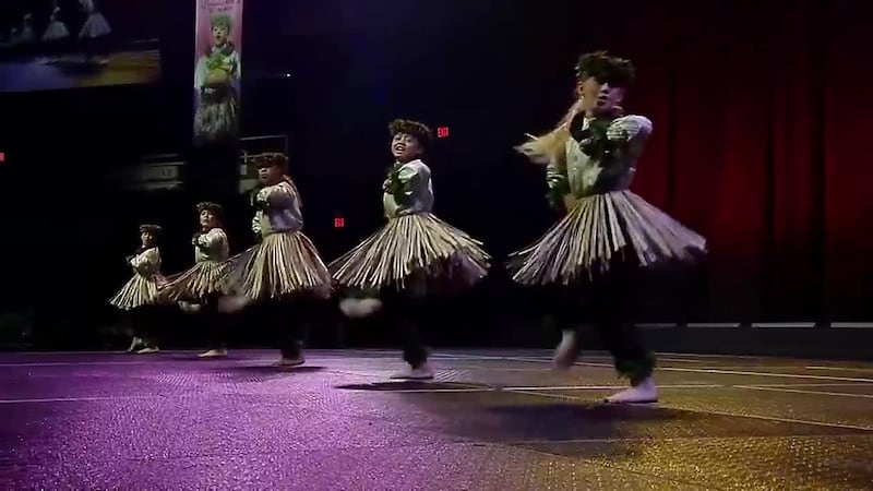 Keiki Hula Kahiko